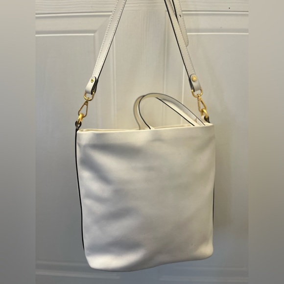 Gianni Chiarini Nur Nero Zip Top crossbody Bag in WHITE - Picture 12 of 16